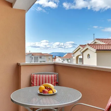 Apartment Sol Podgora