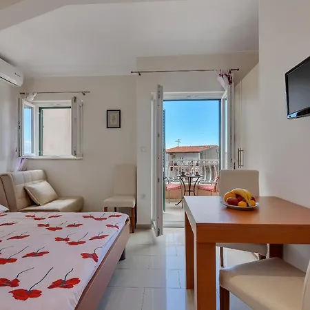 Apartment Sol *